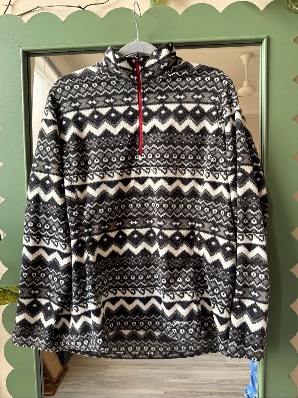 Eddie Bauer Black & White Geometric Half-Zip Fleece with Red Zip